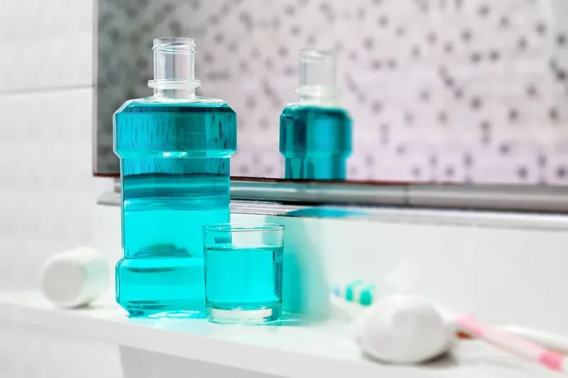 Is Chlorhexidine Gluconate Mouthwash Right for You? Find Out!